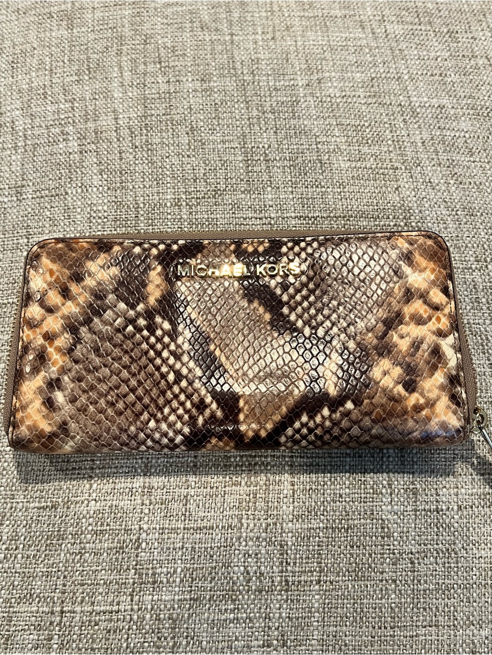 MICHAEL Michael Kors Snake-Print 3/4 Zip Wallet